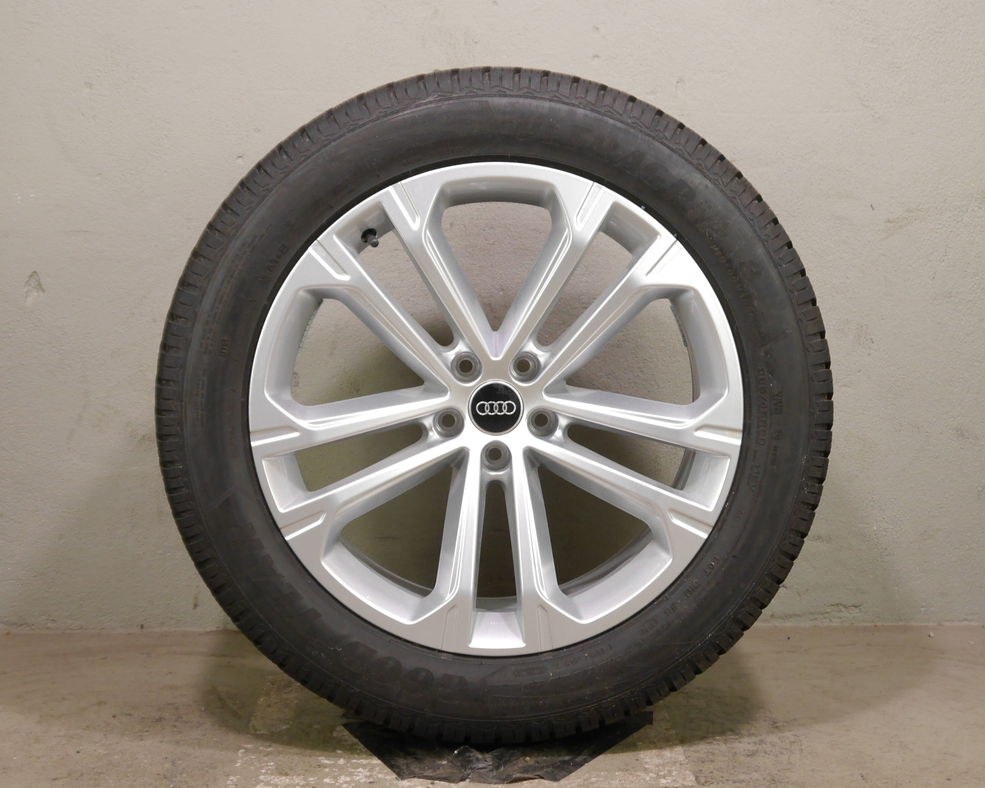 Audi Q7 (4M) Aluradsatz – Winter 285/45 R20 112V(AO) – 4M0601025DT