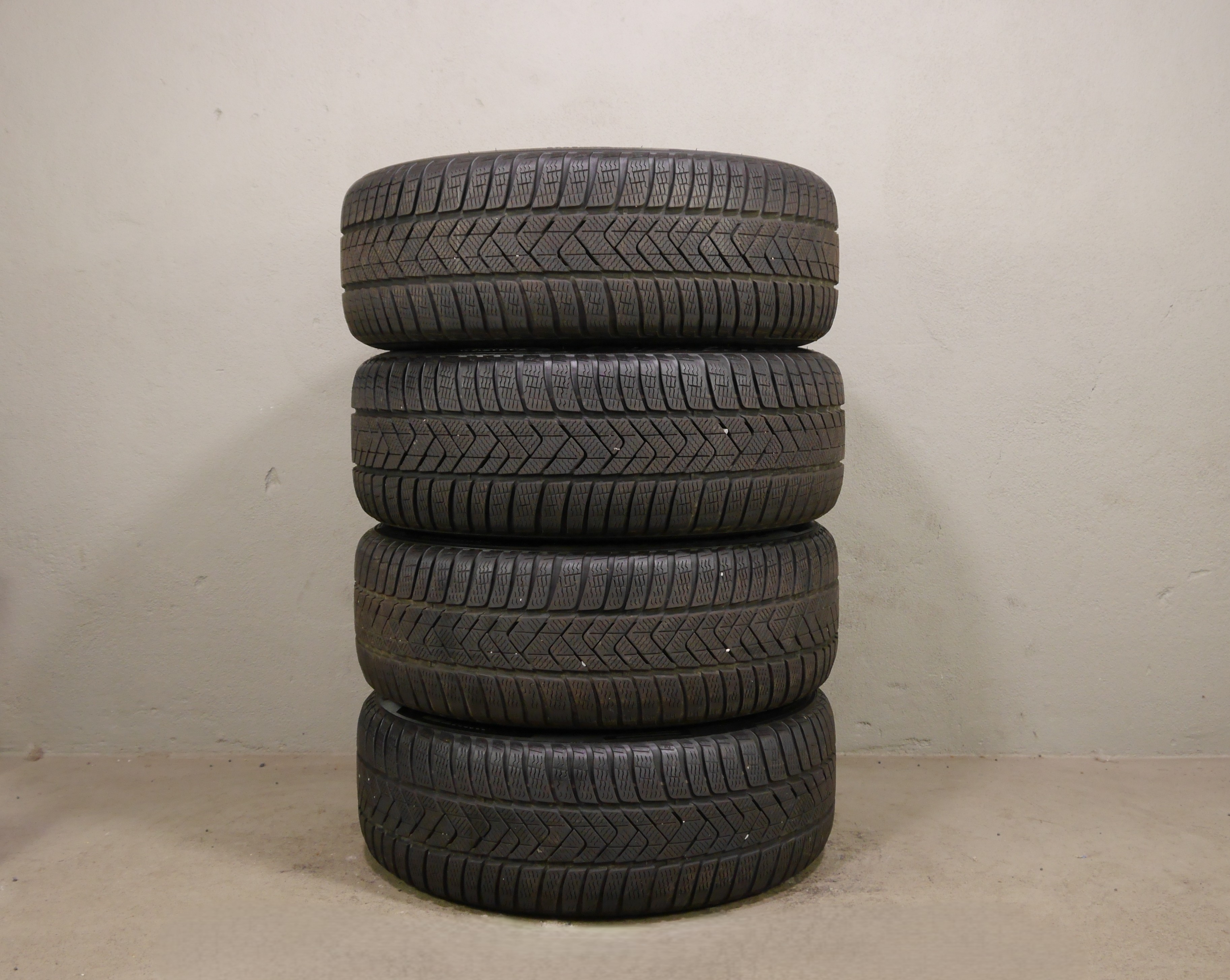 VW Arteon (3H) Alurad – Winter 245/45 R18 96V – 3G8601025N RDKS