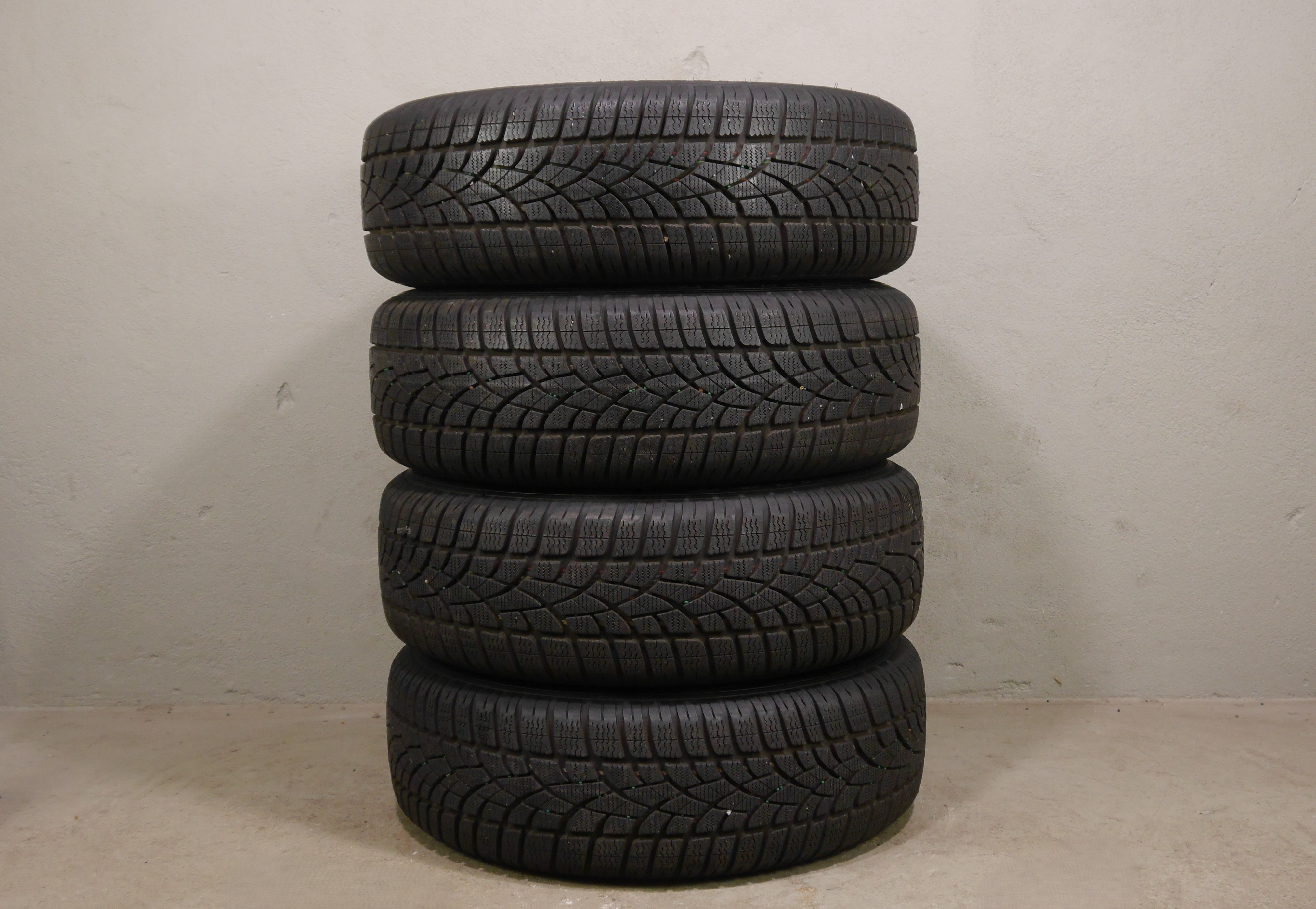 Volkswagen T6.1 California Stahlradsatz – Winter 215/60 R17 104/102H - 7J5601027