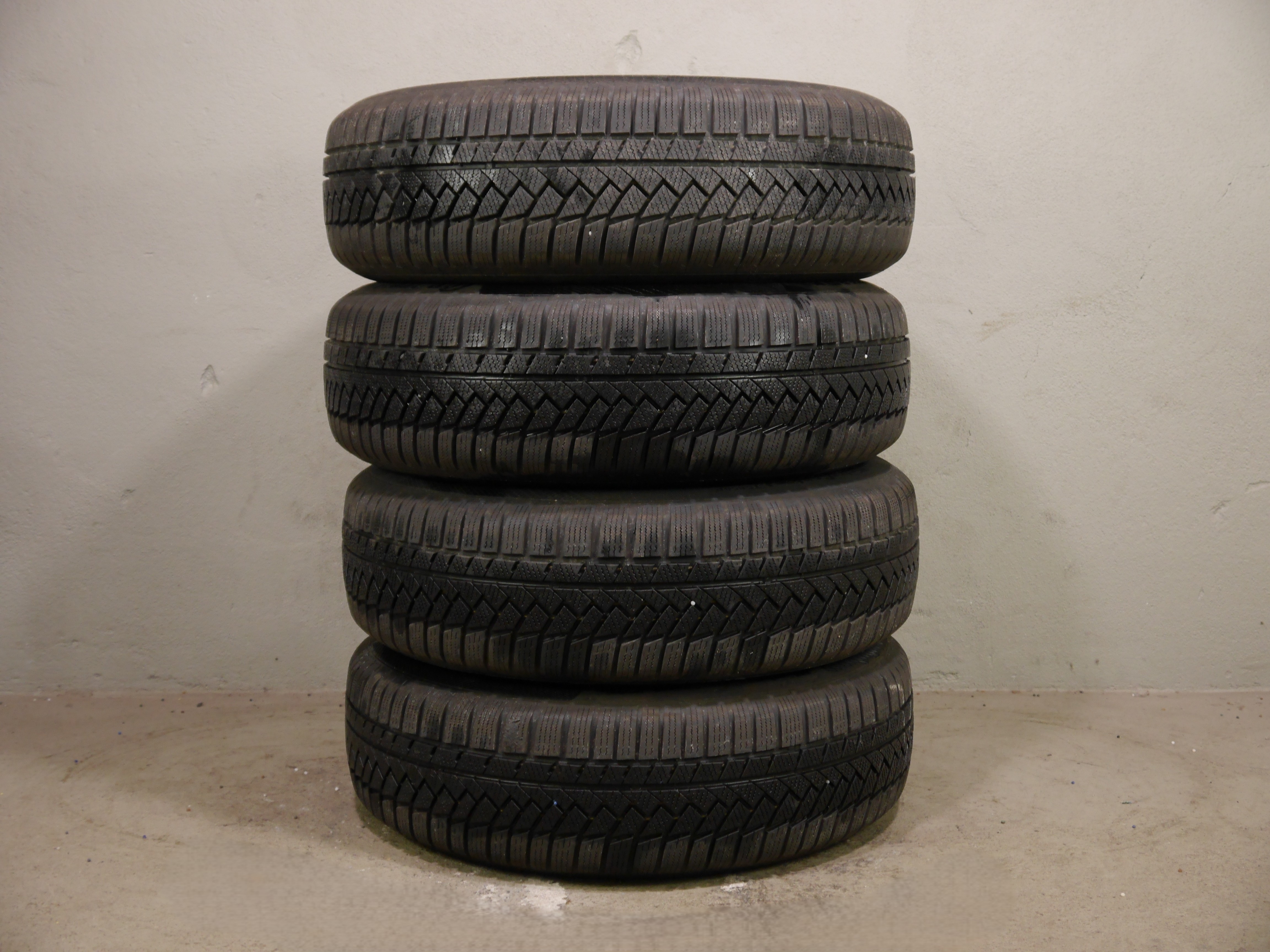 Audi Q3 (F3) Aluradsatz – Winter 215/65 R17 99H (AO) – 83A601025AM