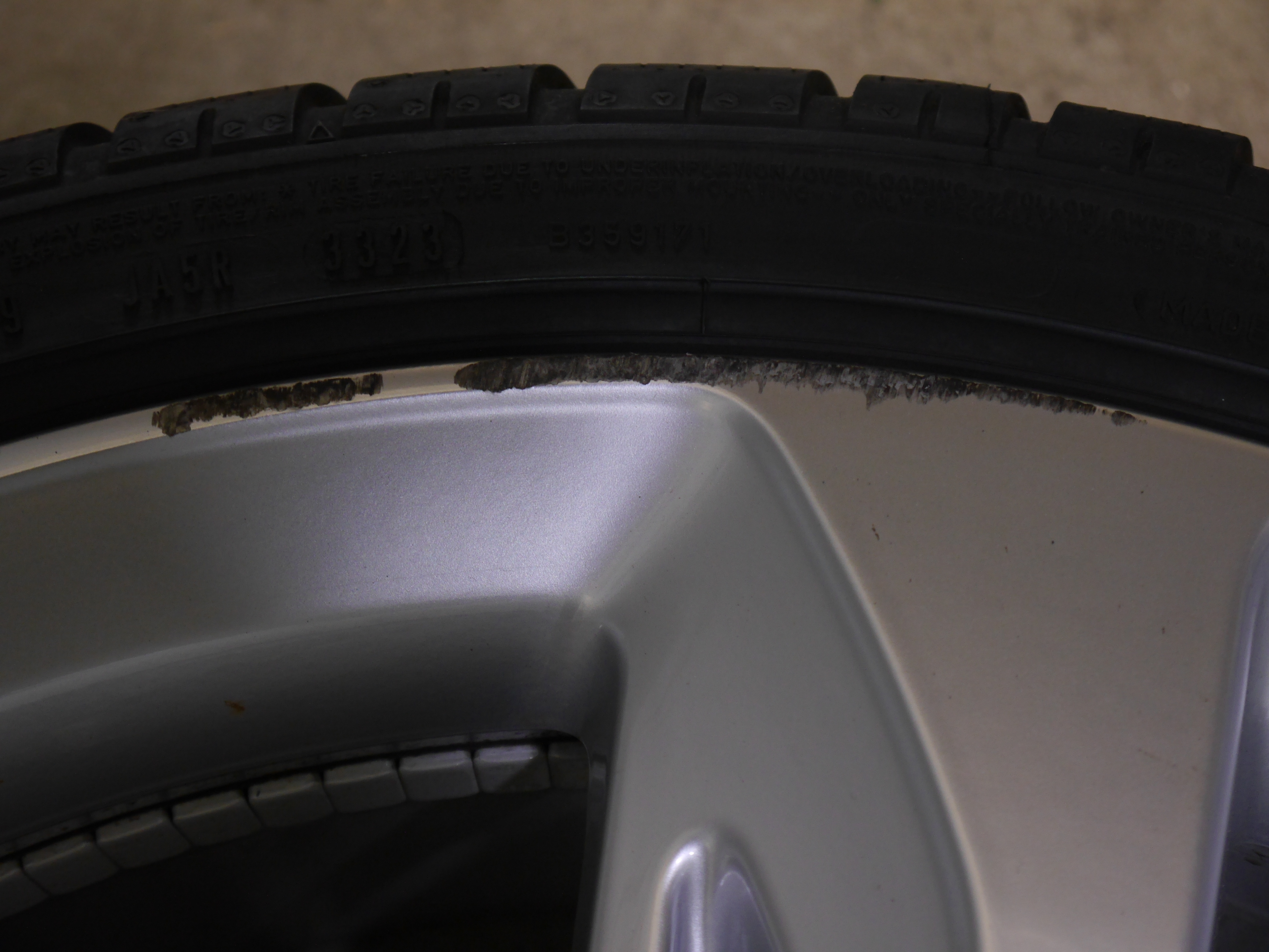 Audi A7 4G Sportback Aluradsatz – Winter 275/30 R21 98W (R01) – 4G8601025AP mit RDKS