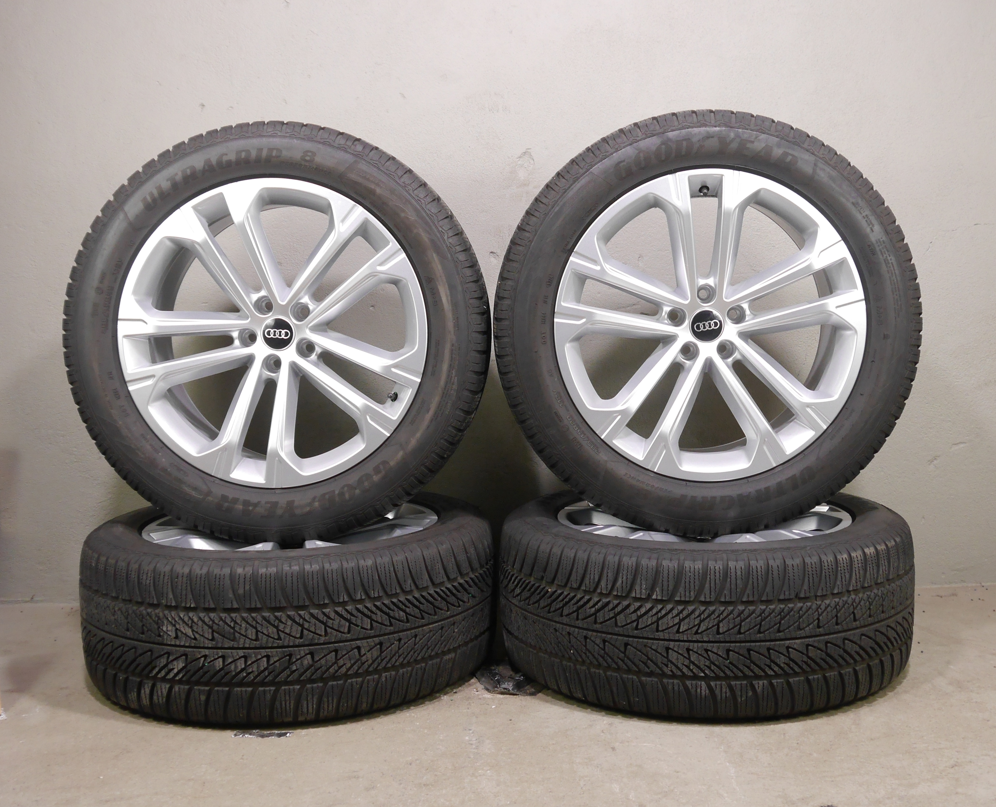 Audi Q7 Aluradsatz – Winter 285/45 R20 112V(AO) – 4M0601025DT