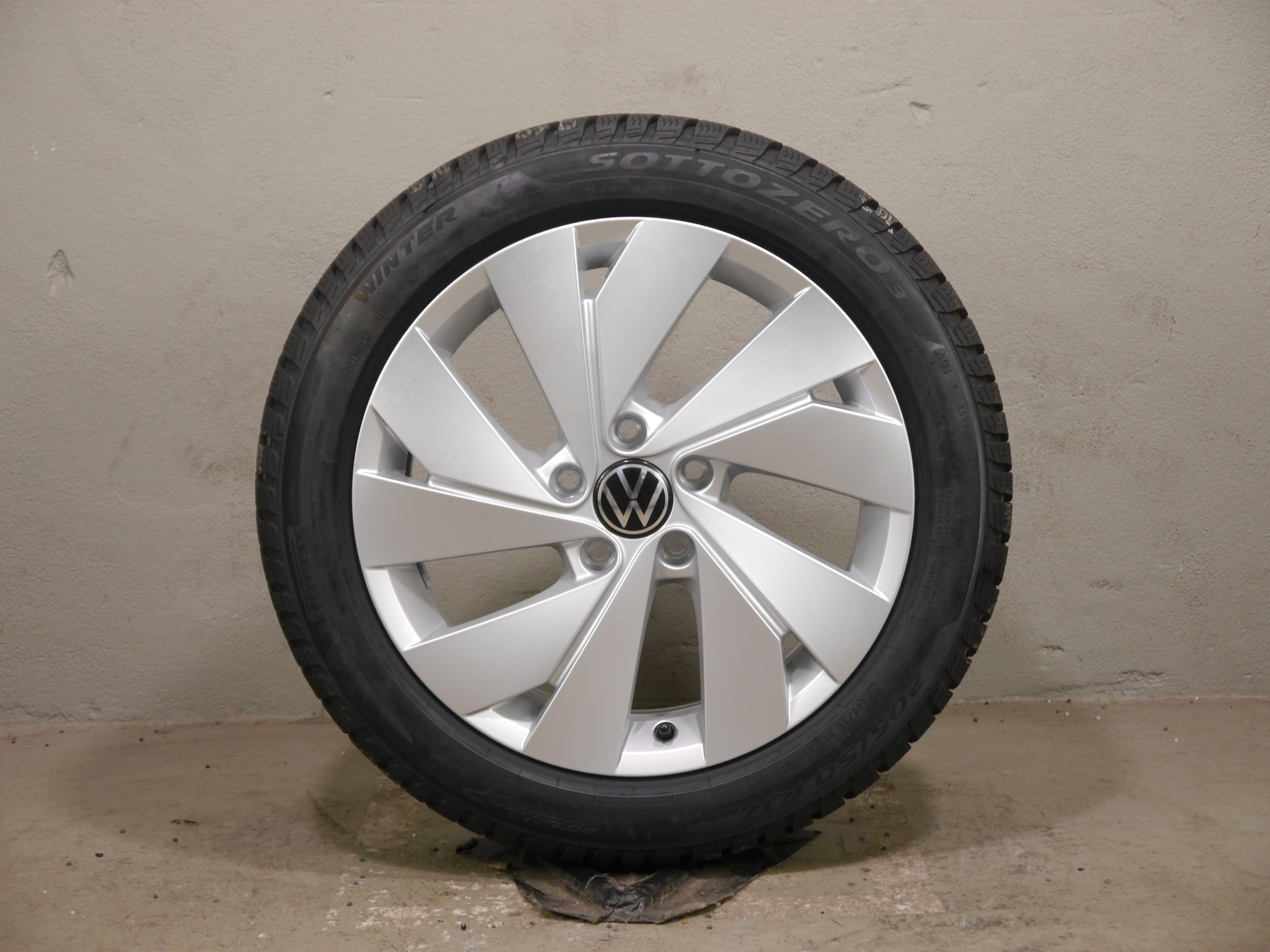 VW Golf Alurad – Winter 205/50 R17 93H – 5H0601025B