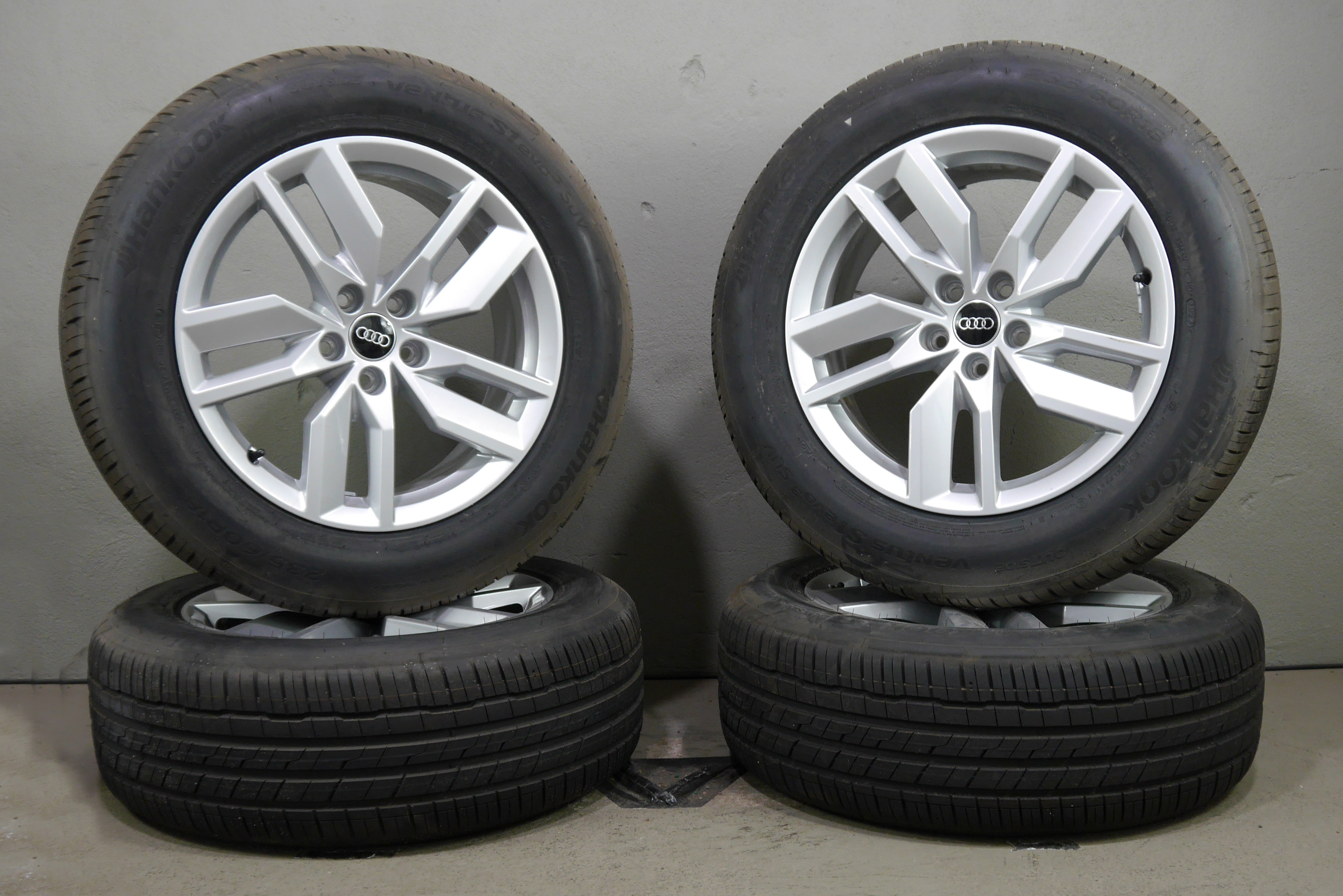 Audi Q5 Aluradsatz – Sommer 235/60 R18 103W (AO) – 80A601025B