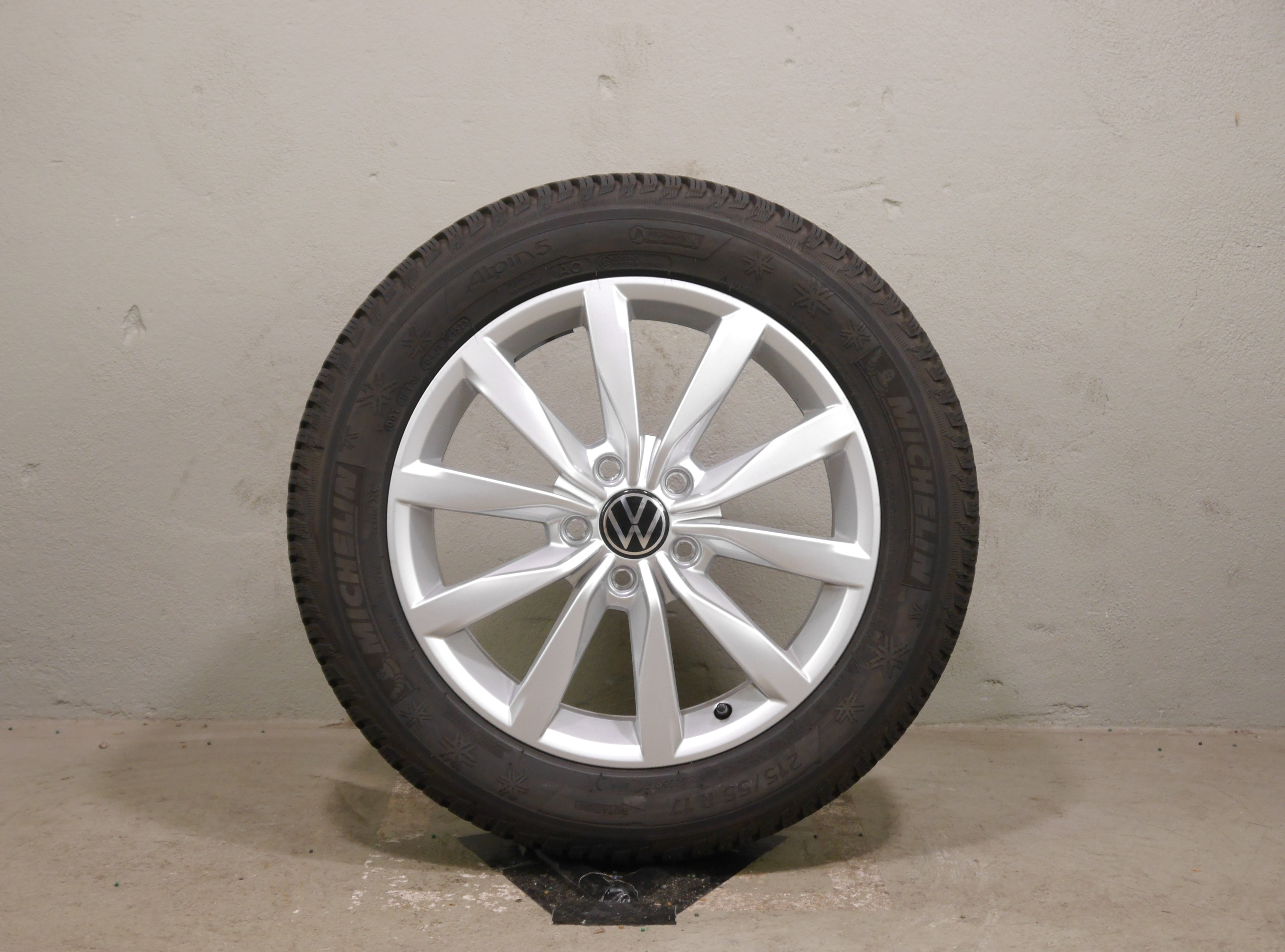 Volkswagen T-ROC Aluradsatz - Winter 215/55 R17 94V  5G0601025K