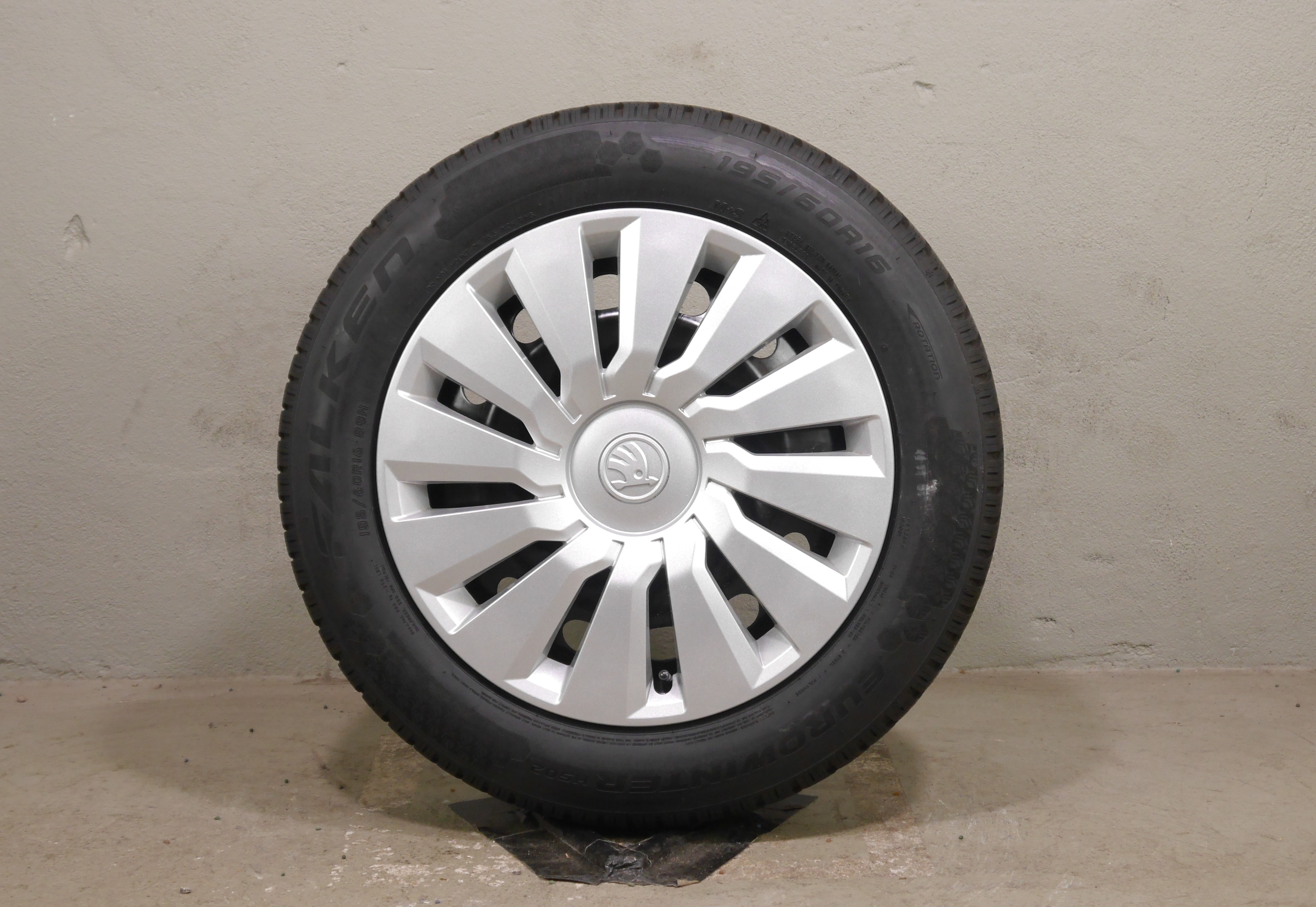 Skoda Scala Stahlradsatz – Winter 195/60 R16 89H (AO) – 2Q0601027H/AE